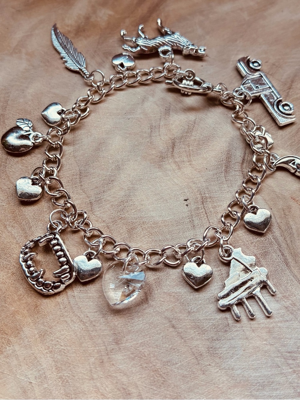 Twilight Saga Silver Link Charm Bracelet Bella Edward Jacob Wolf Vampire New